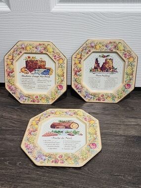 3 Pc 1982 Avon Christmas Tin Recipe Plates-Plum Pudding, Nut Bread, Buche Noel